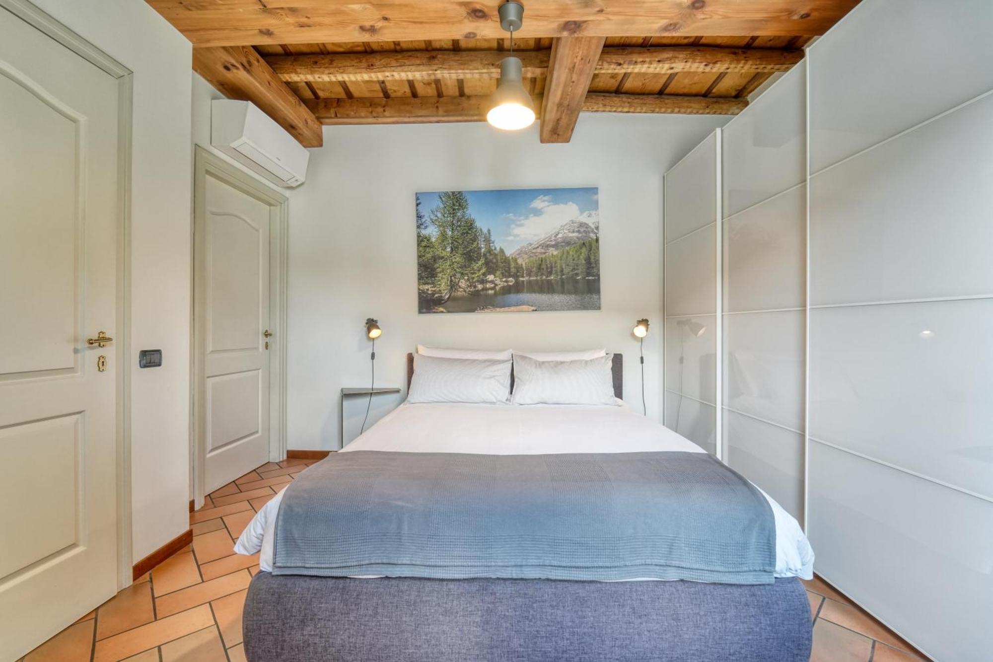 チェルノッビオCasa Di Miloアパートメント エクステリア 写真